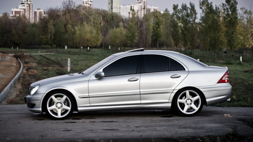 Самостоятельная замена салонного фильтра Mercedes-Benz c230 w203